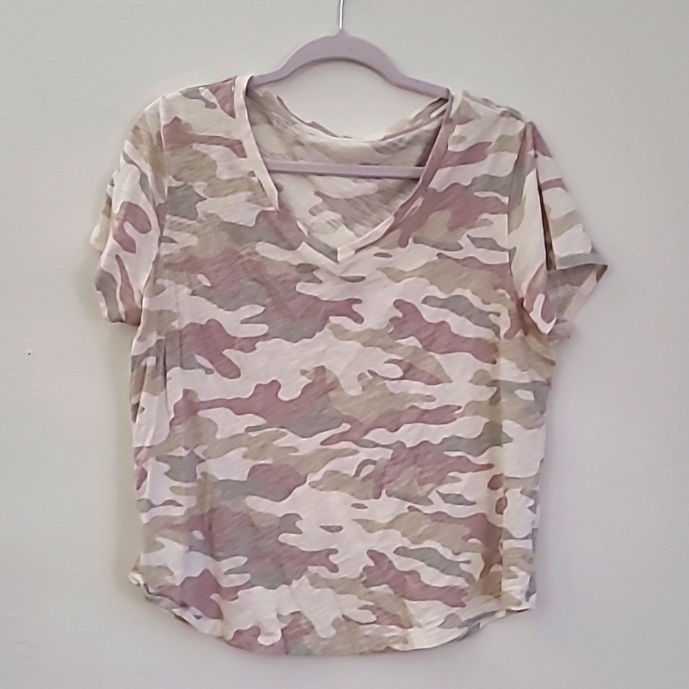Old Navy shirt lg